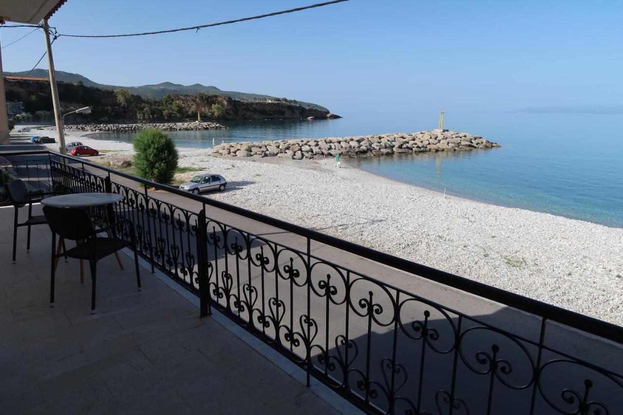 Akrogiali Beach Apartments Экстерьер фото