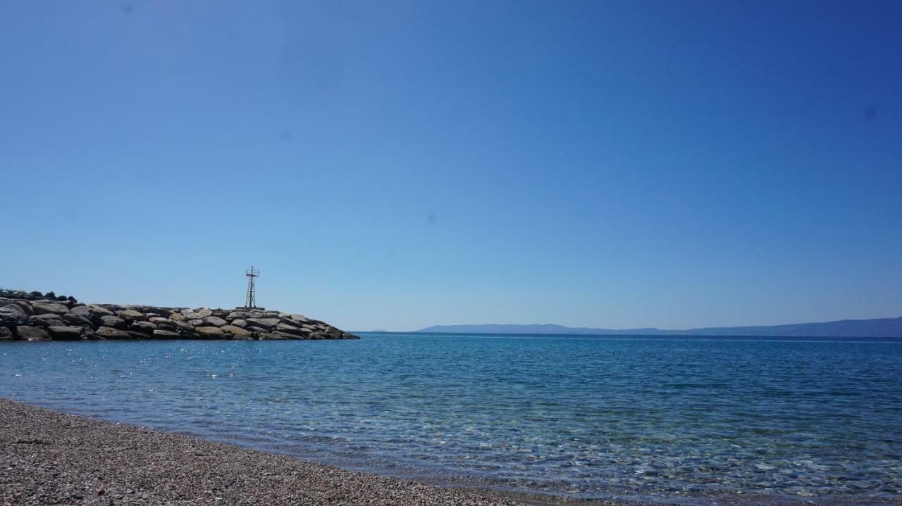 Akrogiali Beach Apartments Экстерьер фото